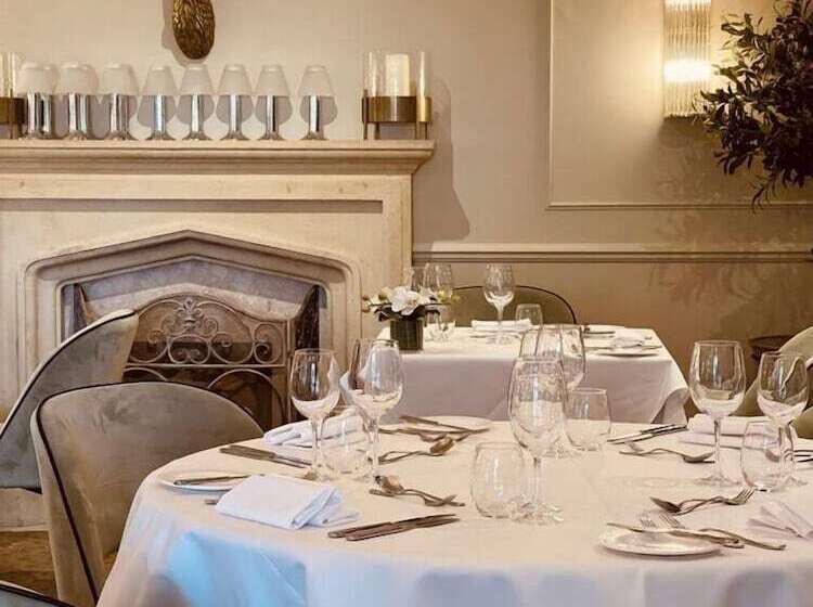 호텔 Nuthurst Grange Country House