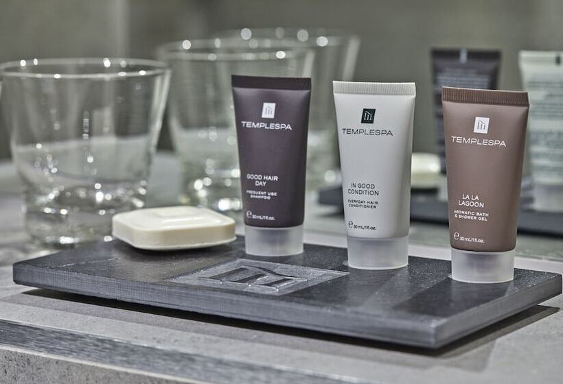 Отель Old Palace Lodge