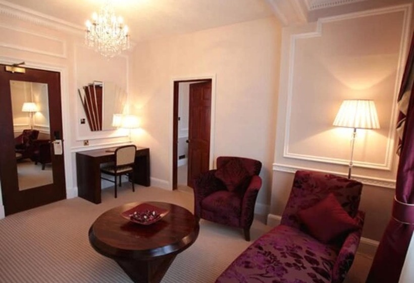 Отель Old Palace Lodge