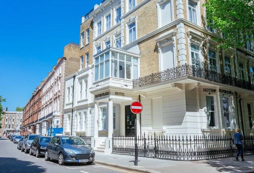 فندق Oliver Plaza