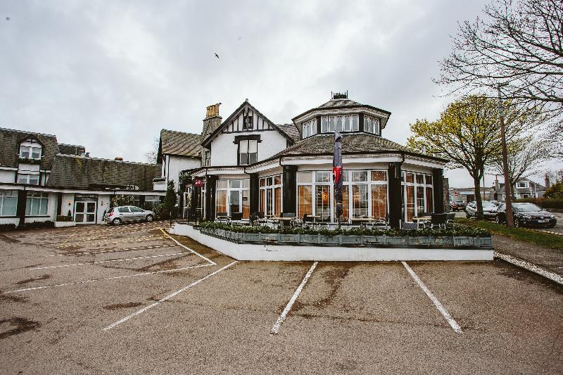 Отель Palm Court