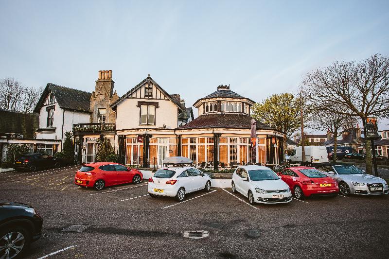 Отель Palm Court