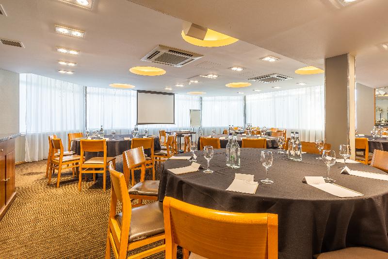 Отель Palm Court