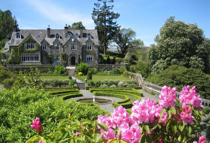 Отель Penmaenuchaf