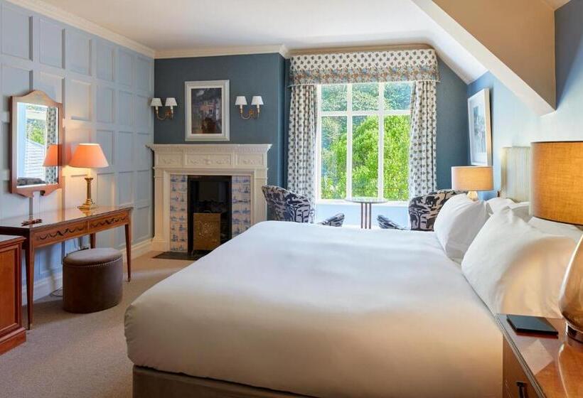 Отель Penmaenuchaf