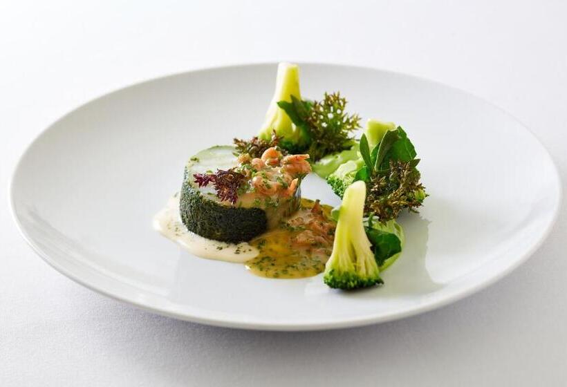 Отель Penmaenuchaf