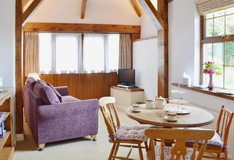 בית מלון כפרי Penmorvah Manor