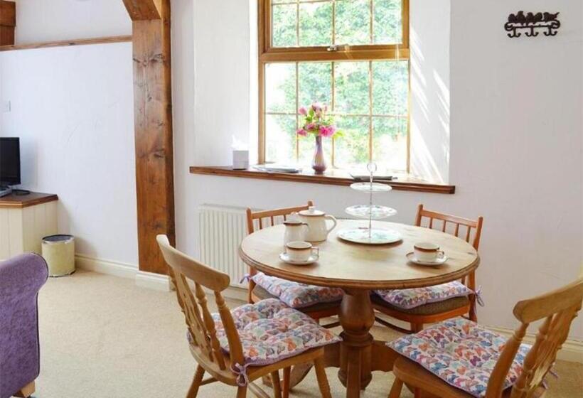 בית מלון כפרי Penmorvah Manor