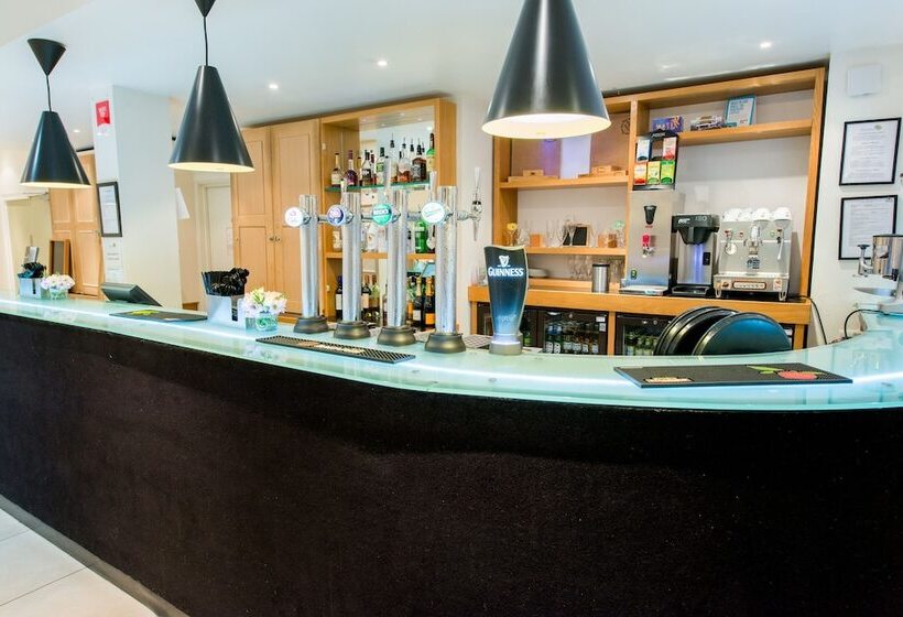 Stanwell Hotel By Mercure