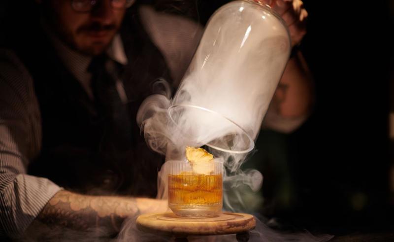 Отель The Dilly