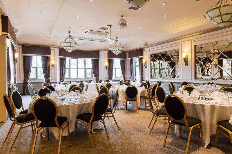 Hogs Back Hotel & Spa