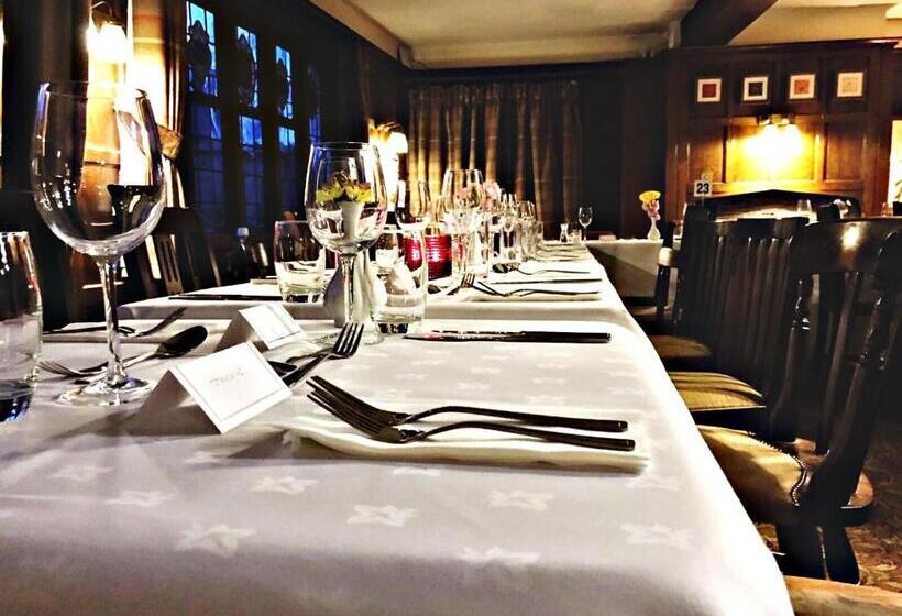 בית מלון כפרי The Lion