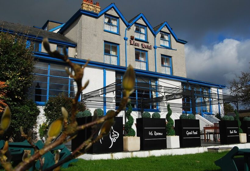 Lion Hotel & Studio Apartments