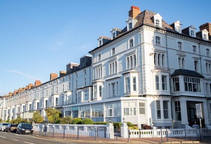 Отель The Marine