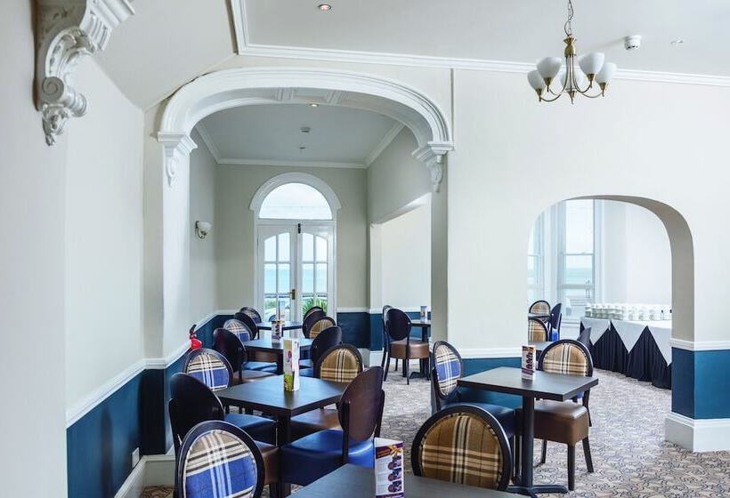 Отель The Marine