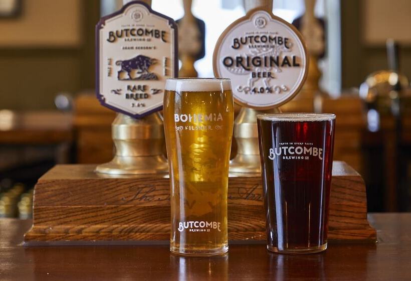 호텔 The Methuen Arms