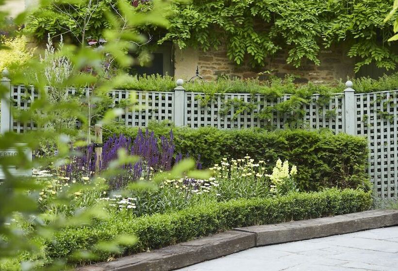 호텔 The Methuen Arms