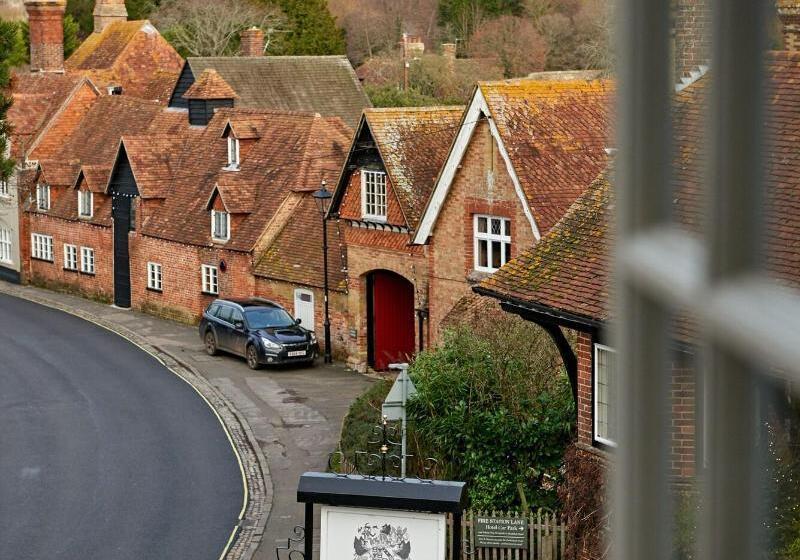 酒店 The Montagu Arms