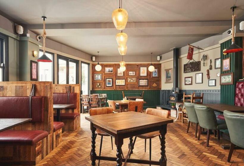 فندق The Old Success Inn