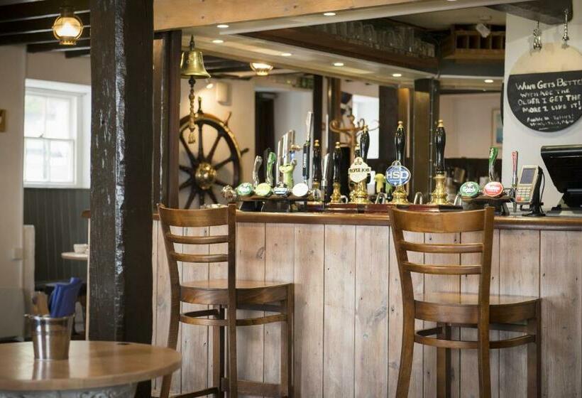 فندق The Old Success Inn