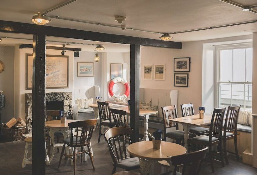 فندق The Old Success Inn