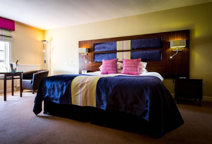 فندق The Parklands