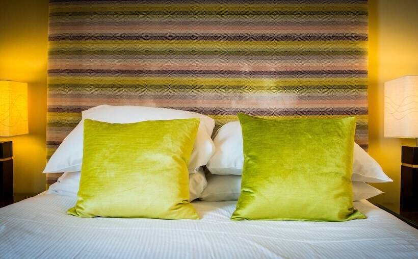 فندق The Parklands