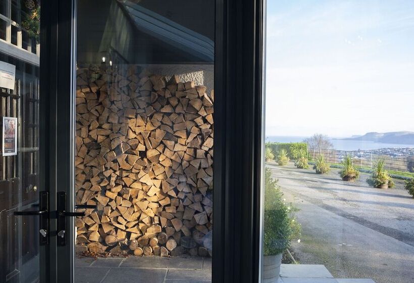 Отель The Penrallt Country House