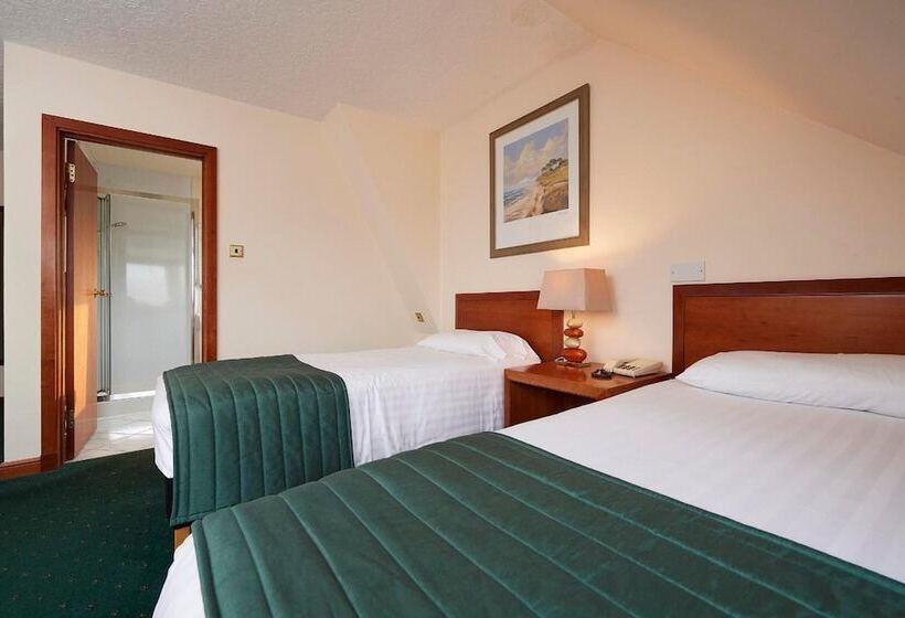 ホテル The Priory