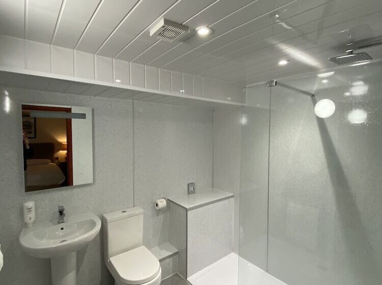 ホテル The Priory