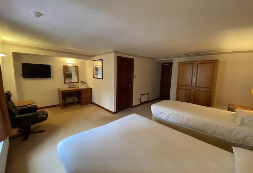 ホテル The Priory