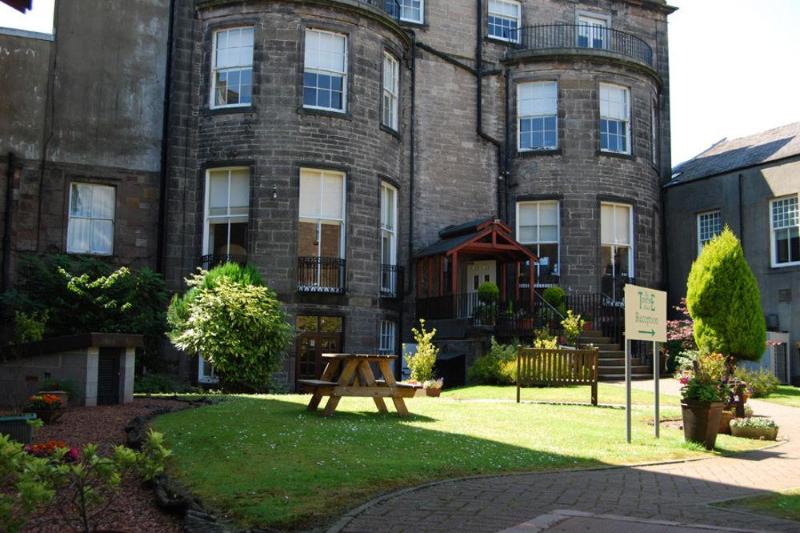 فندق The Tontine