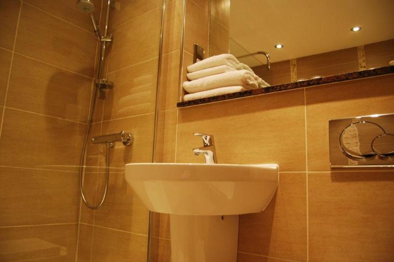 فندق The Tontine