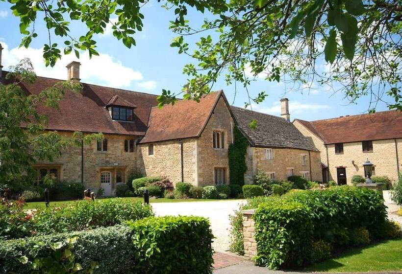 Отель Voco Oxford Thames, An Ihg