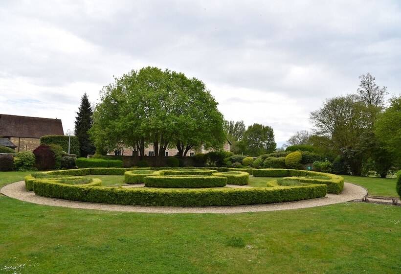 Отель Voco Oxford Thames, An Ihg