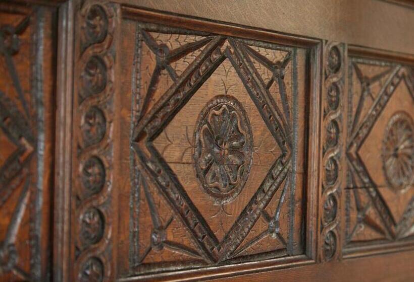 Kings Arms Hotel By Greene King Inns