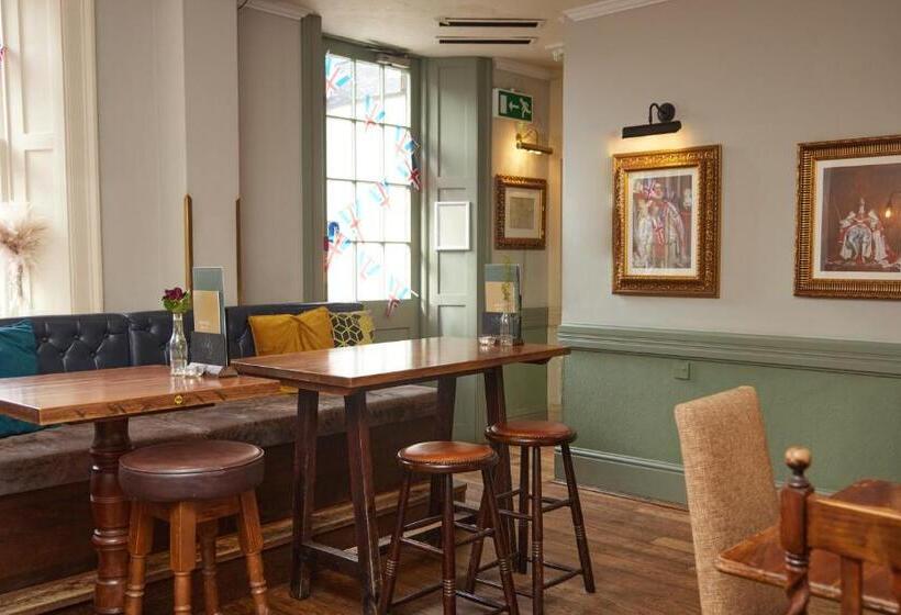 Kings Arms Hotel By Greene King Inns