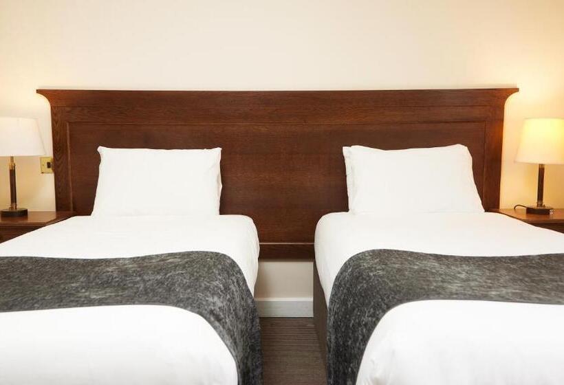 Kings Arms Hotel By Greene King Inns