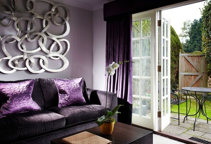 Langshott Manor Luxury Hotel Gatwick