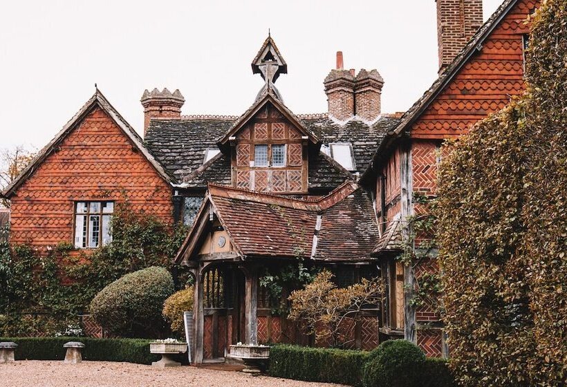 Langshott Manor Luxury Hotel Gatwick