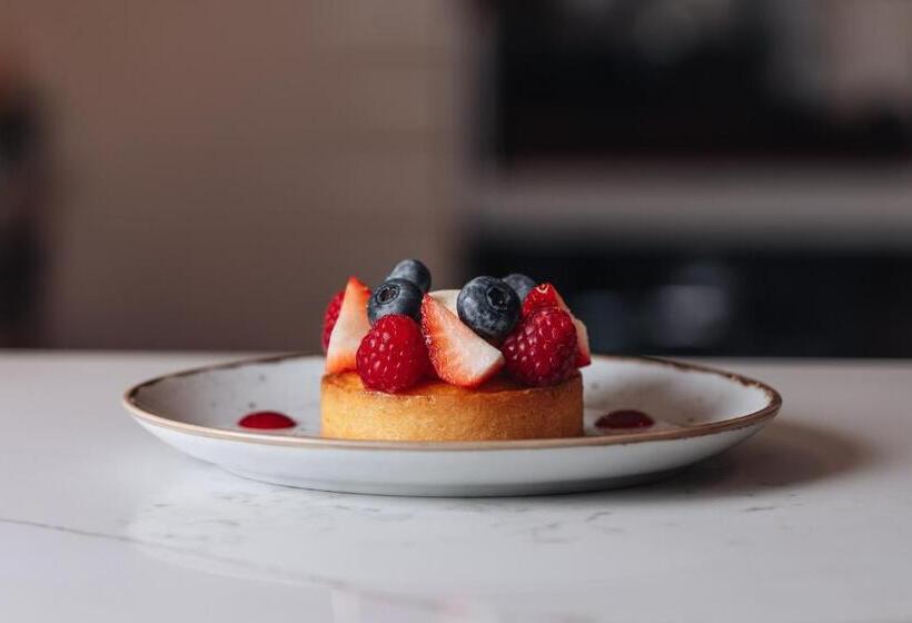 Middle Eight   Covent Garden   Preferred Hotels And Resorts