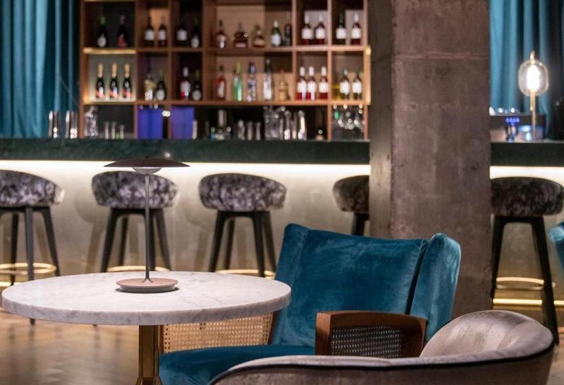 Middle Eight   Covent Garden   Preferred Hotels And Resorts