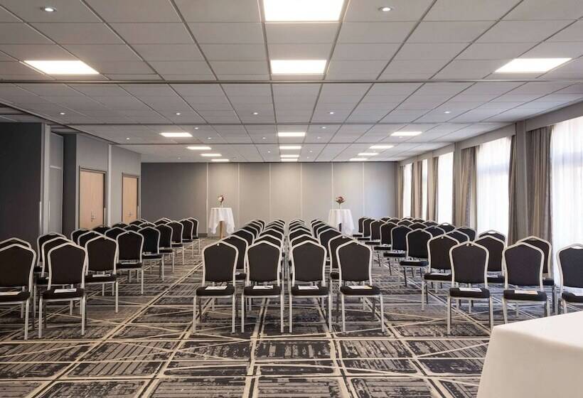 Novotel Ipswich Centre