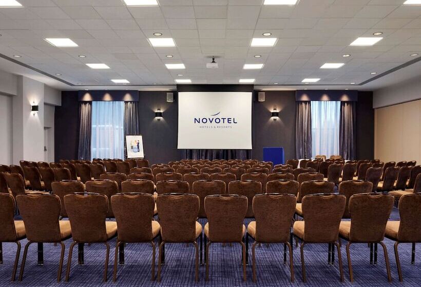 Novotel London Stansted Airport