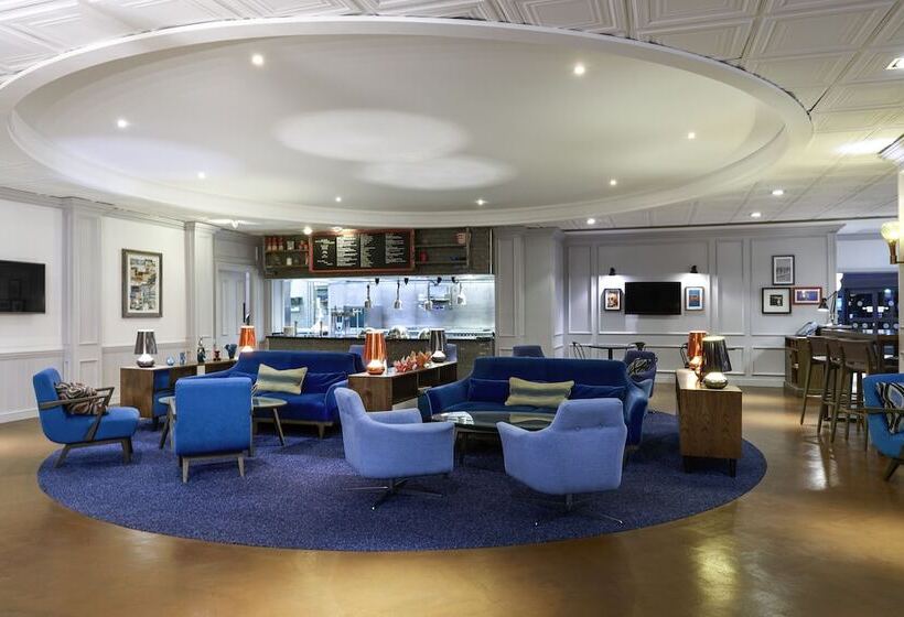 Novotel London Stansted Airport