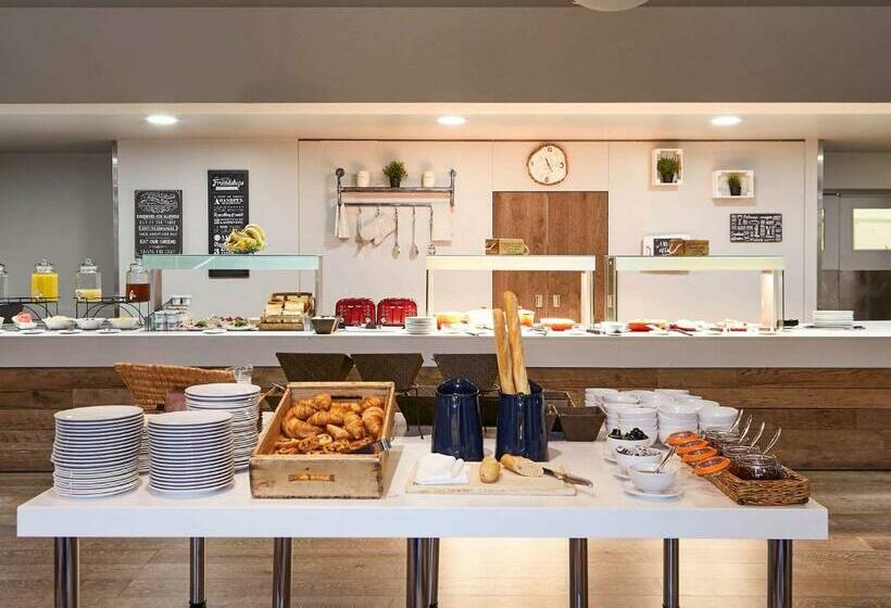 Novotel Manchester West