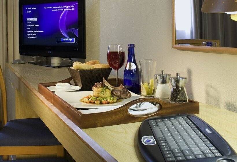 Novotel Manchester West