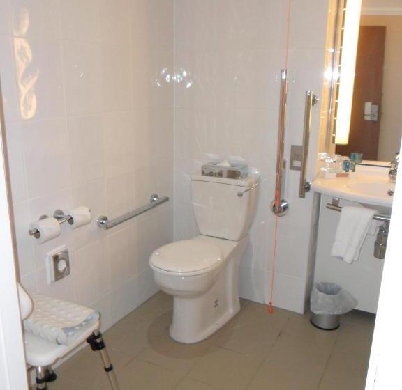 Novotel Manchester West