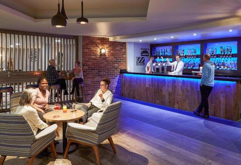 Novotel Manchester West