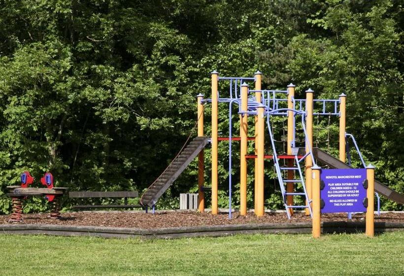 Novotel Manchester West